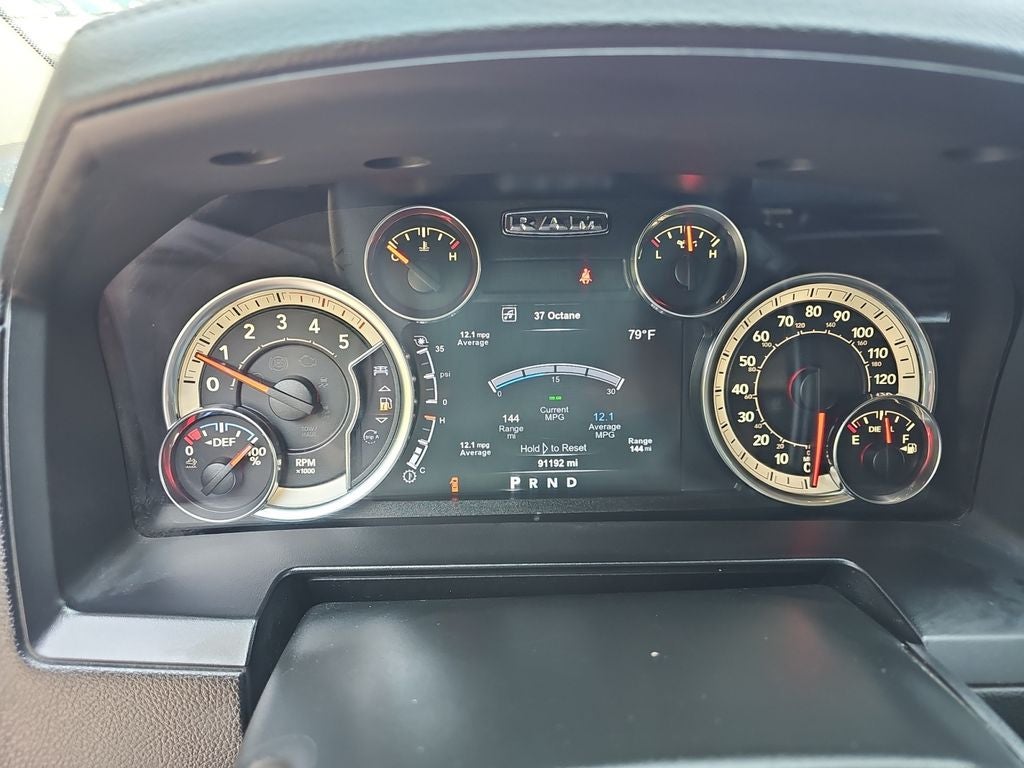 2017 RAM 2500 Laramie Crew Cab 4x4 6'4' Box