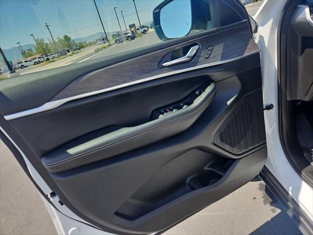 2025 Jeep Grand Cherokee L Limited 4x4