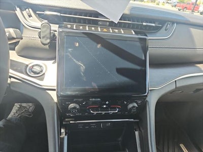 2025 Jeep Grand Cherokee L Limited 4x4