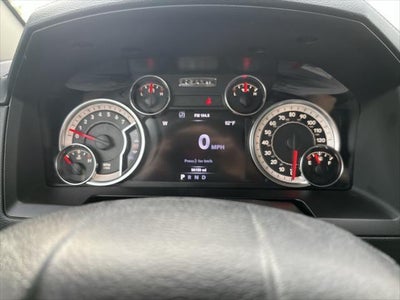 2017 RAM 1500 Night Crew Cab 4x4 5'7' Box