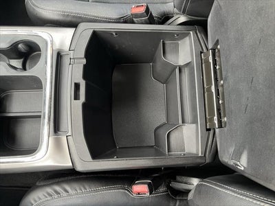 2017 RAM 1500 Night Crew Cab 4x4 5'7' Box