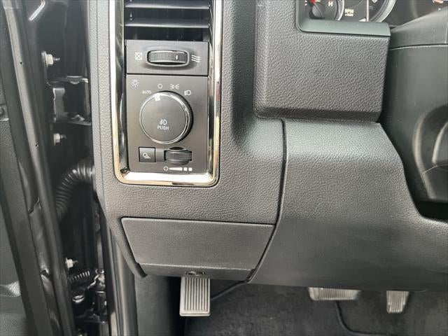 2017 RAM 1500 Night Crew Cab 4x4 5'7' Box