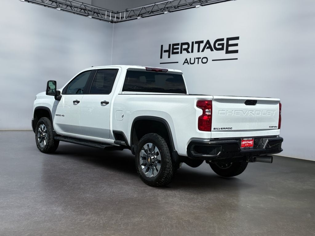 2024 Chevrolet Silverado 2500HD 4WD Crew Cab Standard Bed Custom
