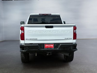 2024 Chevrolet Silverado 2500HD 4WD Crew Cab Standard Bed Custom