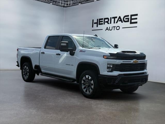 2024 Chevrolet Silverado 2500HD 4WD Crew Cab Standard Bed Custom