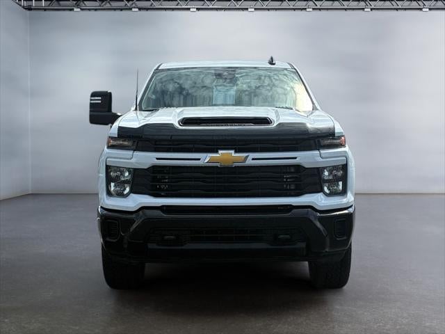 2024 Chevrolet Silverado 2500HD 4WD Crew Cab Standard Bed Custom