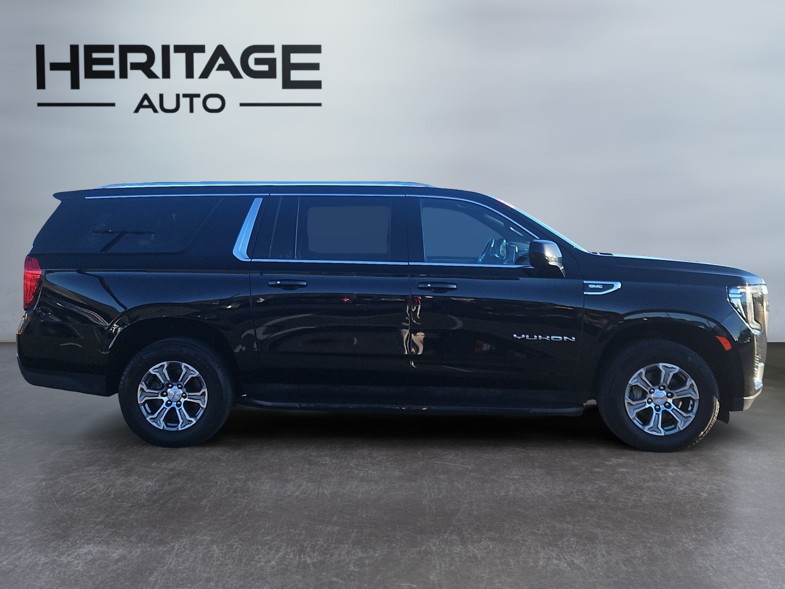 2023 GMC Yukon XL SLE