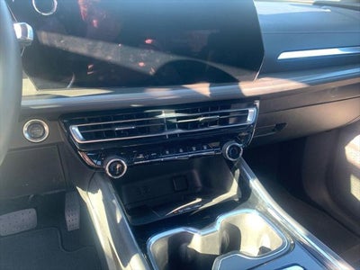 2024 Chevrolet Traverse AWD LT