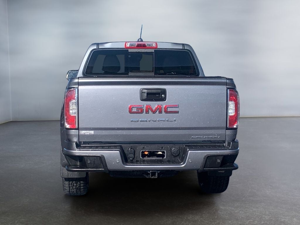 2022 GMC Canyon 4WD Crew Cab Short Box Denali