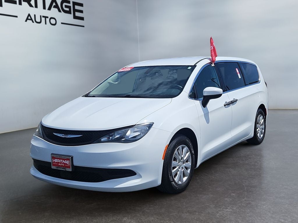2021 Chrysler Voyager L