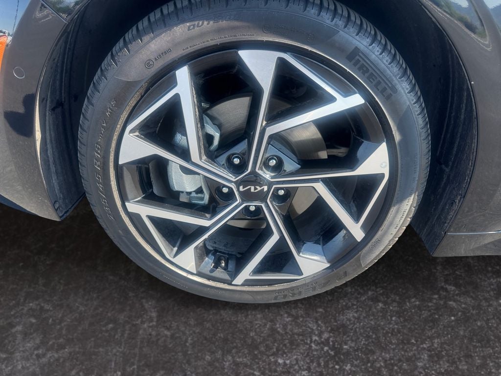 2025 Kia K5 EX