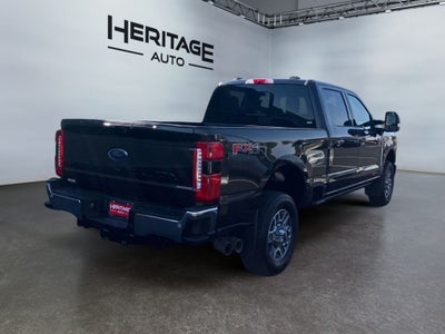 2025 Ford F-350 LARIAT