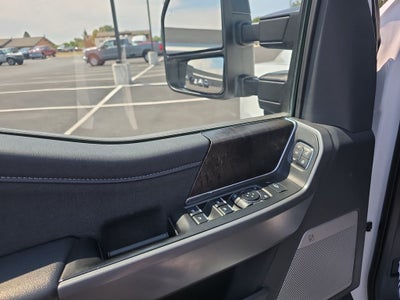 2025 Ford F-350 LARIAT