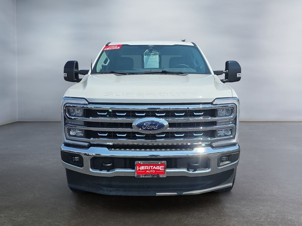 2025 Ford F-350 LARIAT