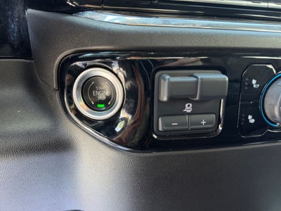 2025 Chevrolet Silverado LT