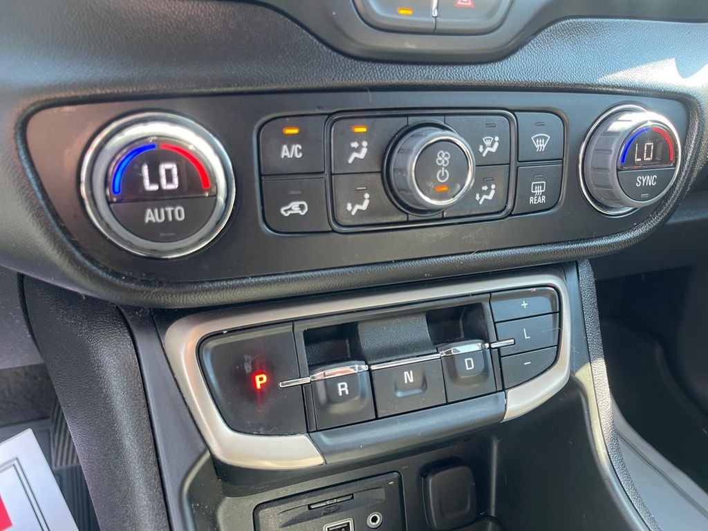 2024 GMC Terrain Denali