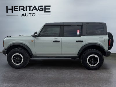2023 Ford Bronco Base