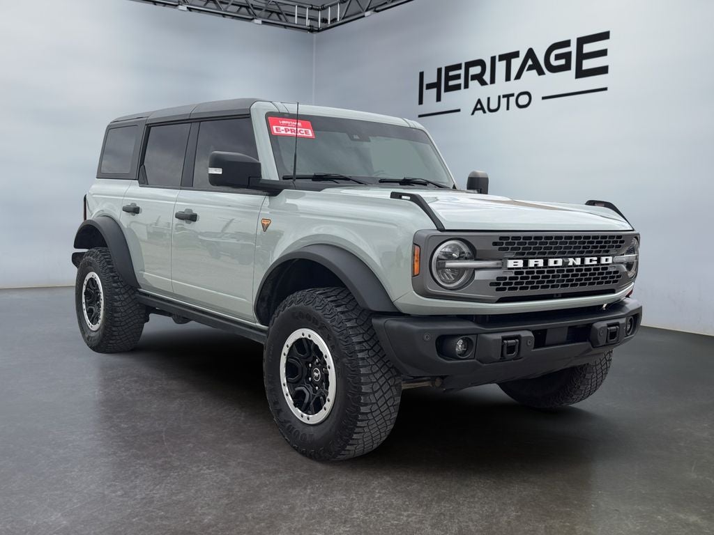2023 Ford Bronco Base