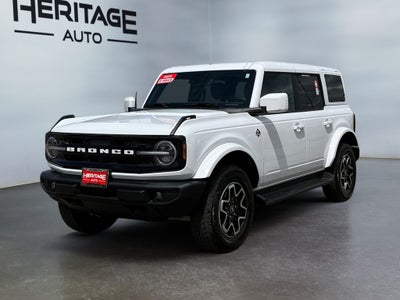 2025 Ford Bronco Outer Banks