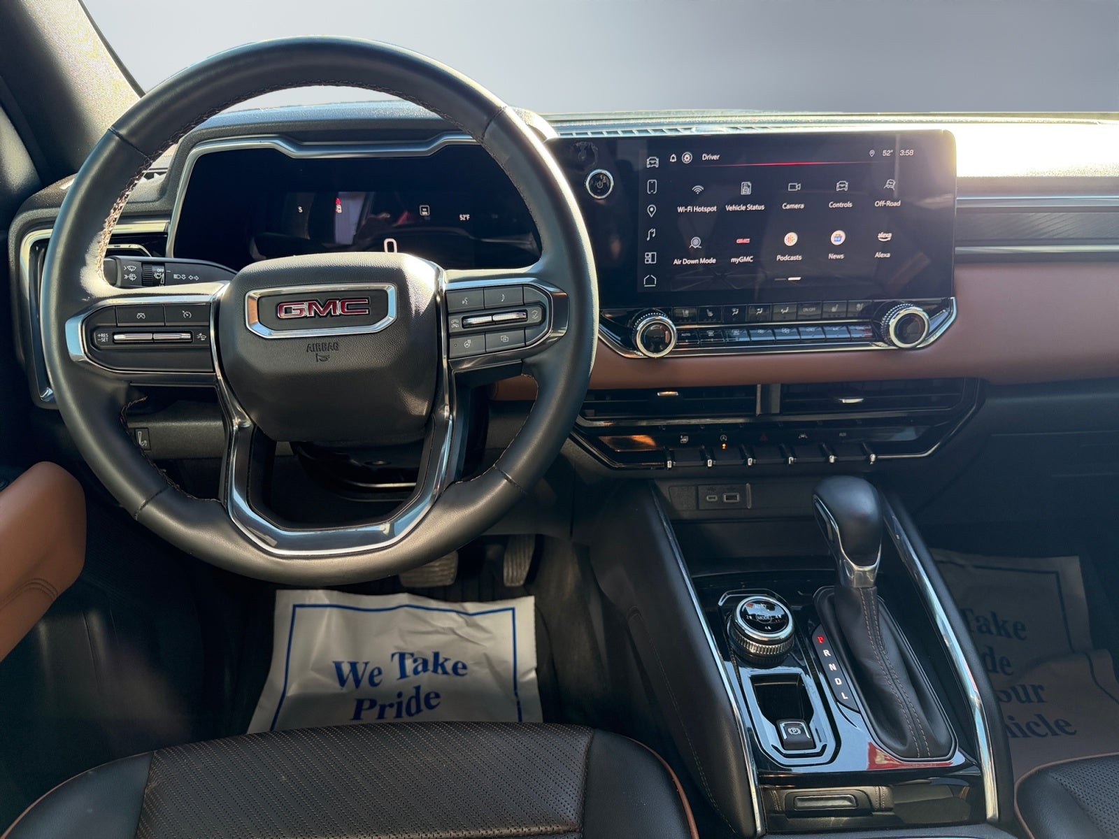 2023 GMC Canyon AT4