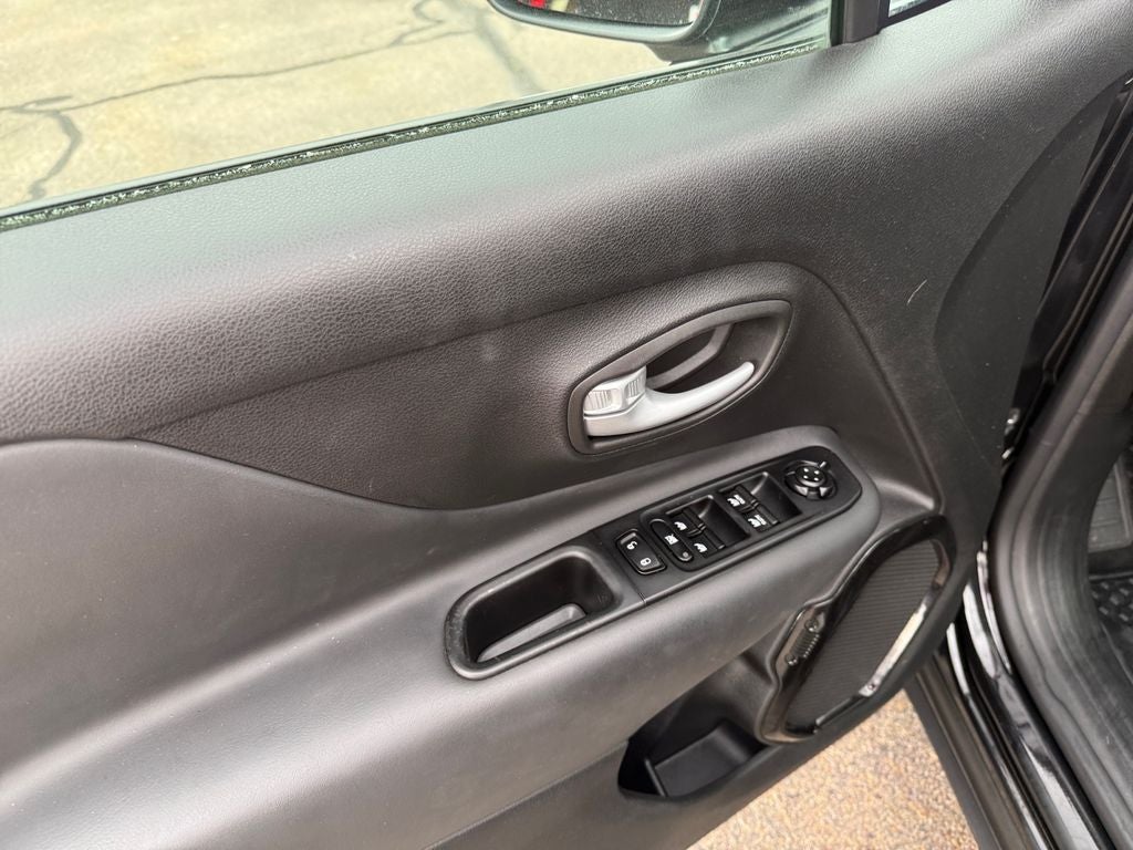 2023 Jeep Renegade Altitude