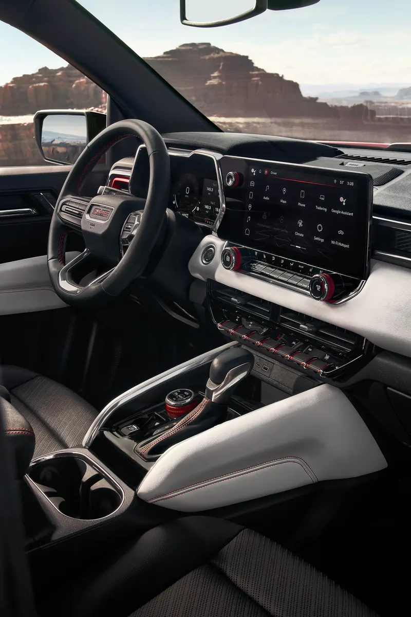 2026 GMC Canyon infotainment system at Heritage GMC of Evanston in Evanston WY